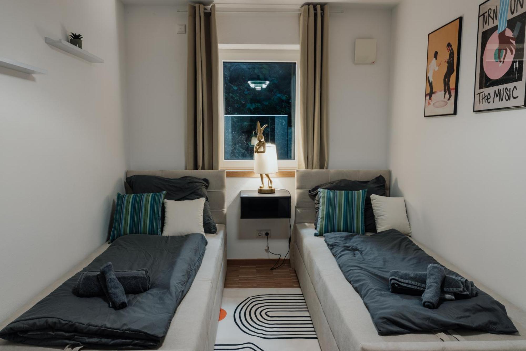 Passaus Motto Appartements! Solo - Paerchen - Familien - Gruppen Номер фото