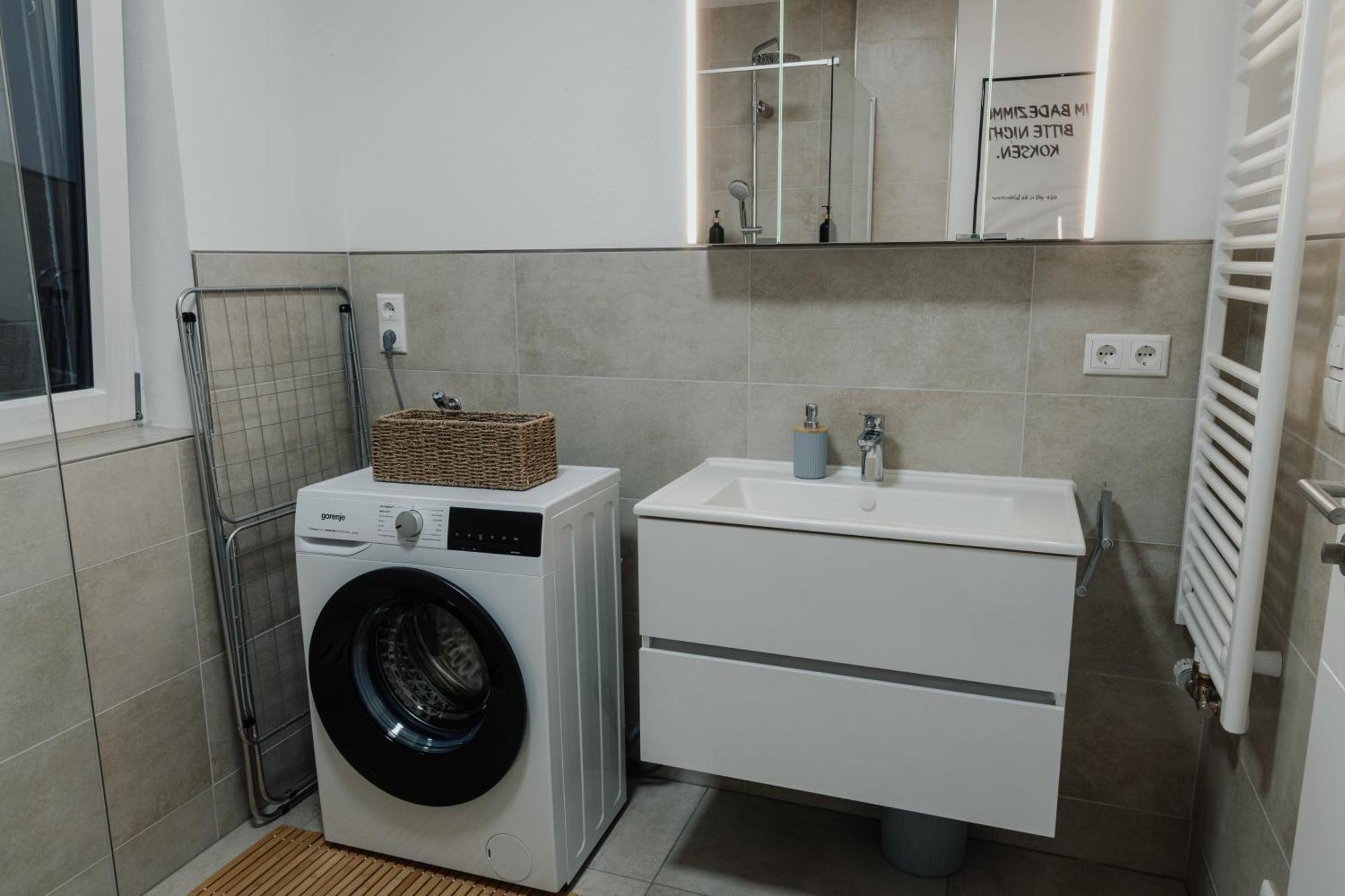Passaus Motto Appartements! Solo - Paerchen - Familien - Gruppen Номер фото