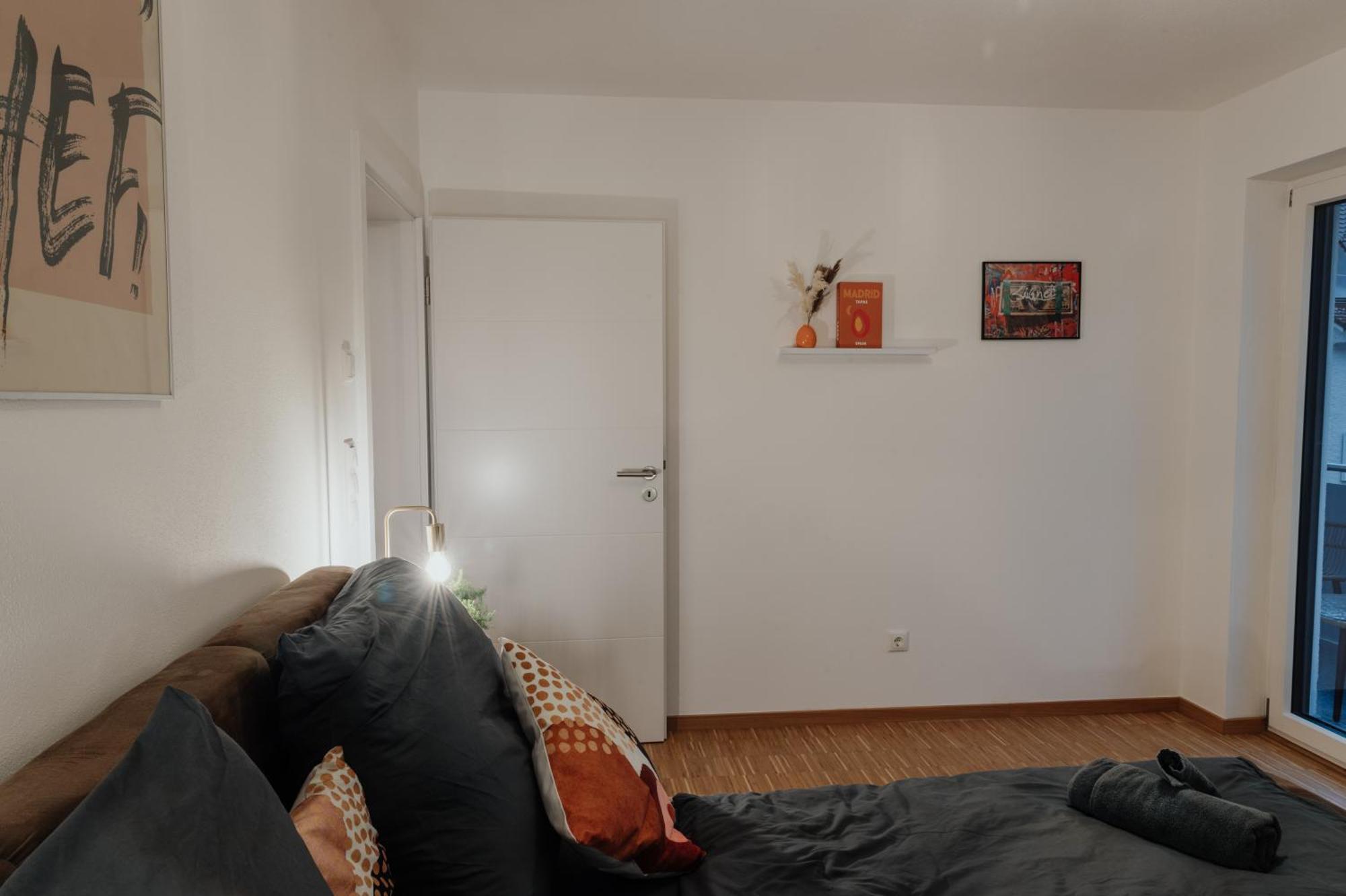 Passaus Motto Appartements! Solo - Paerchen - Familien - Gruppen Номер фото